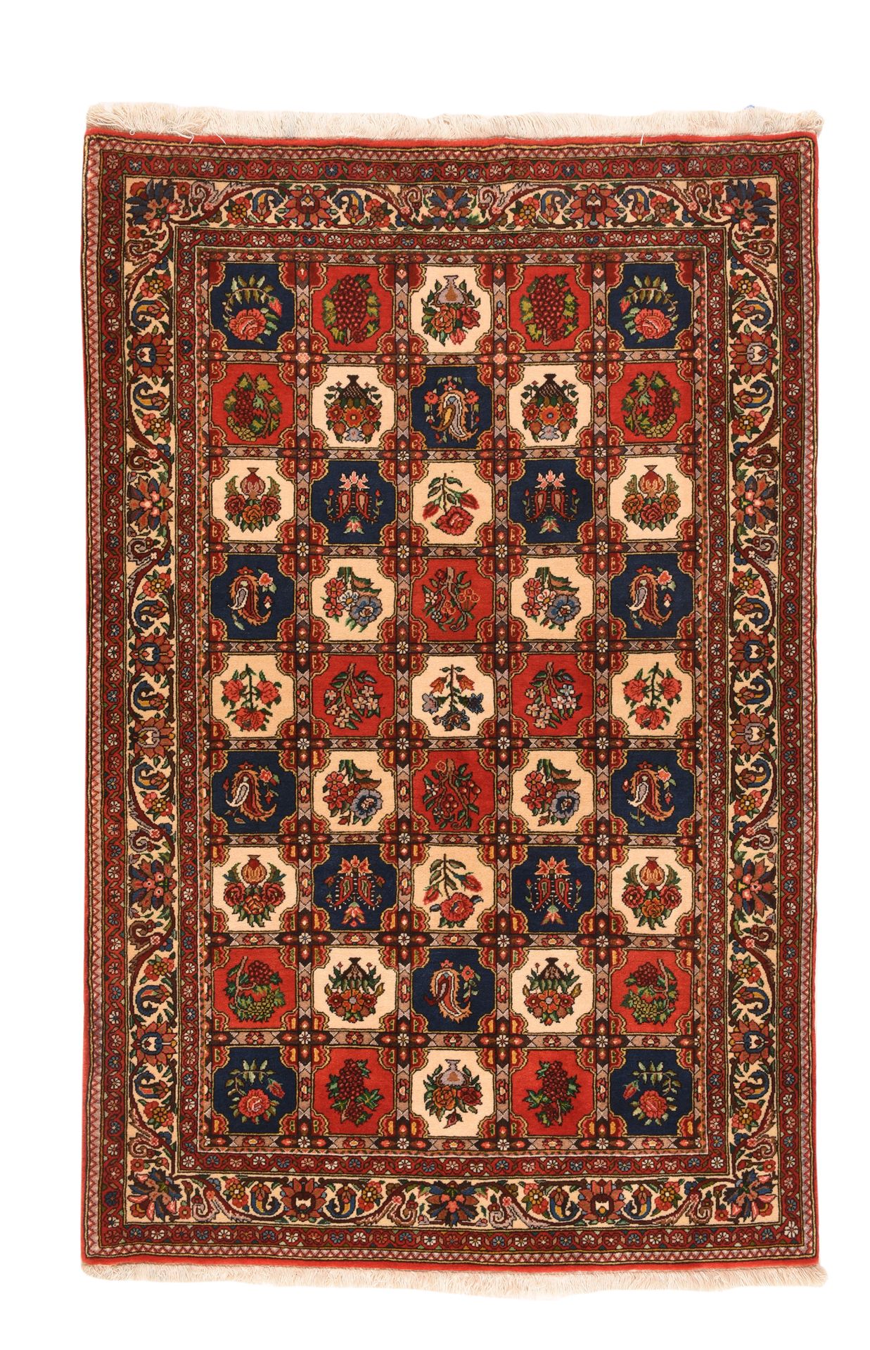 Null Bakhtiari Rug, 4’3’’ x 6’7’’