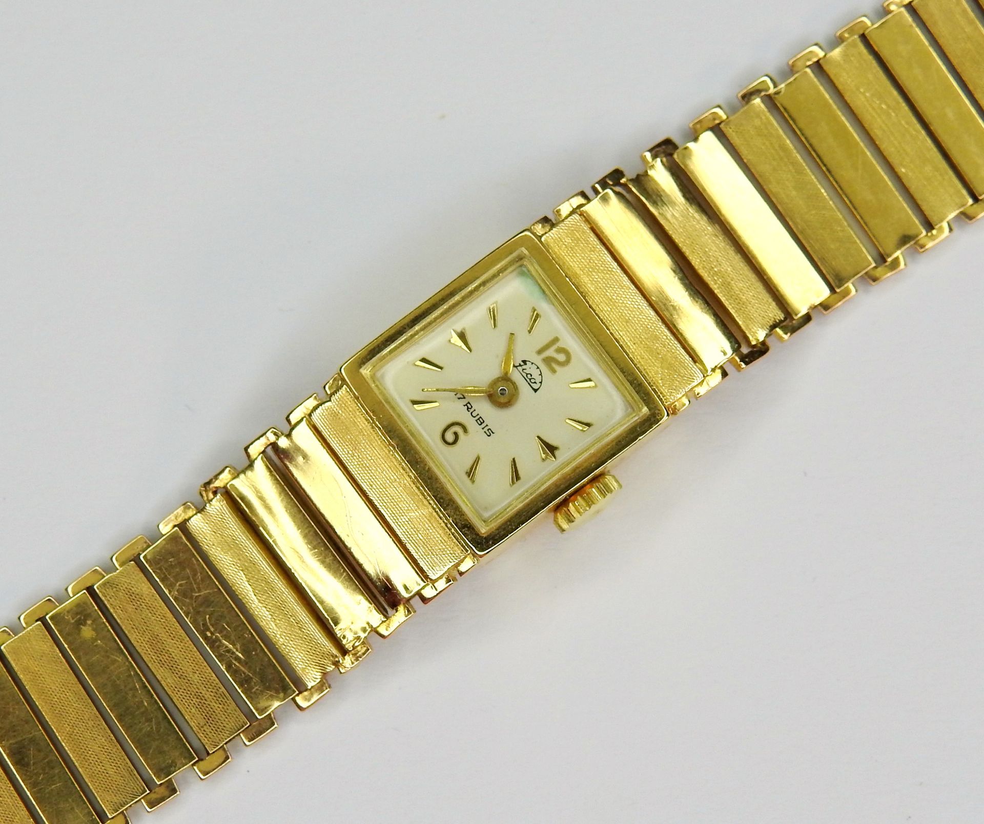 Fico, kleine Damenarmbanduhr 18 K yellow gold, stamped on the case and on the br&hellip;