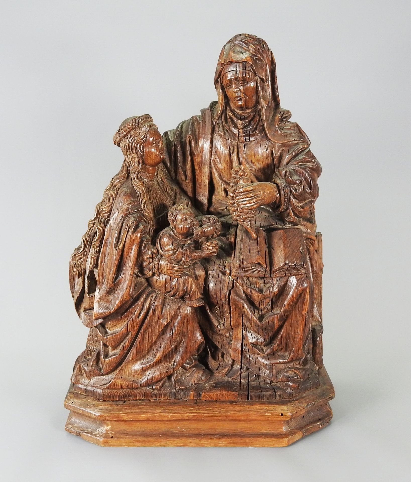 Spätgotische Figurengruppe der Anna Selbdritt Oak wood, unframed. Full sculptura&hellip;