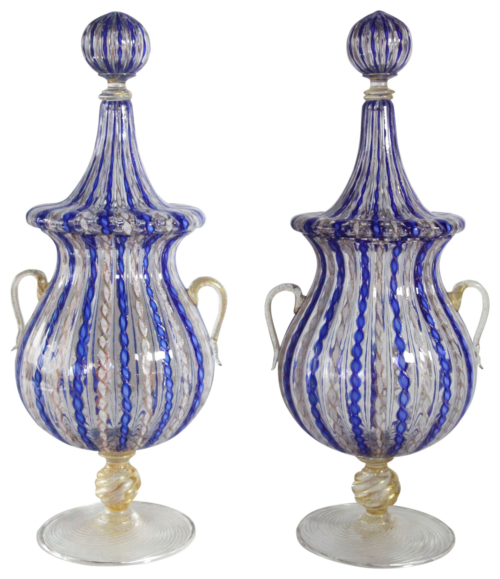 Null Suite vénitienne de déserts décoratifs, bols et urnes décorés en bleu et do&hellip;
