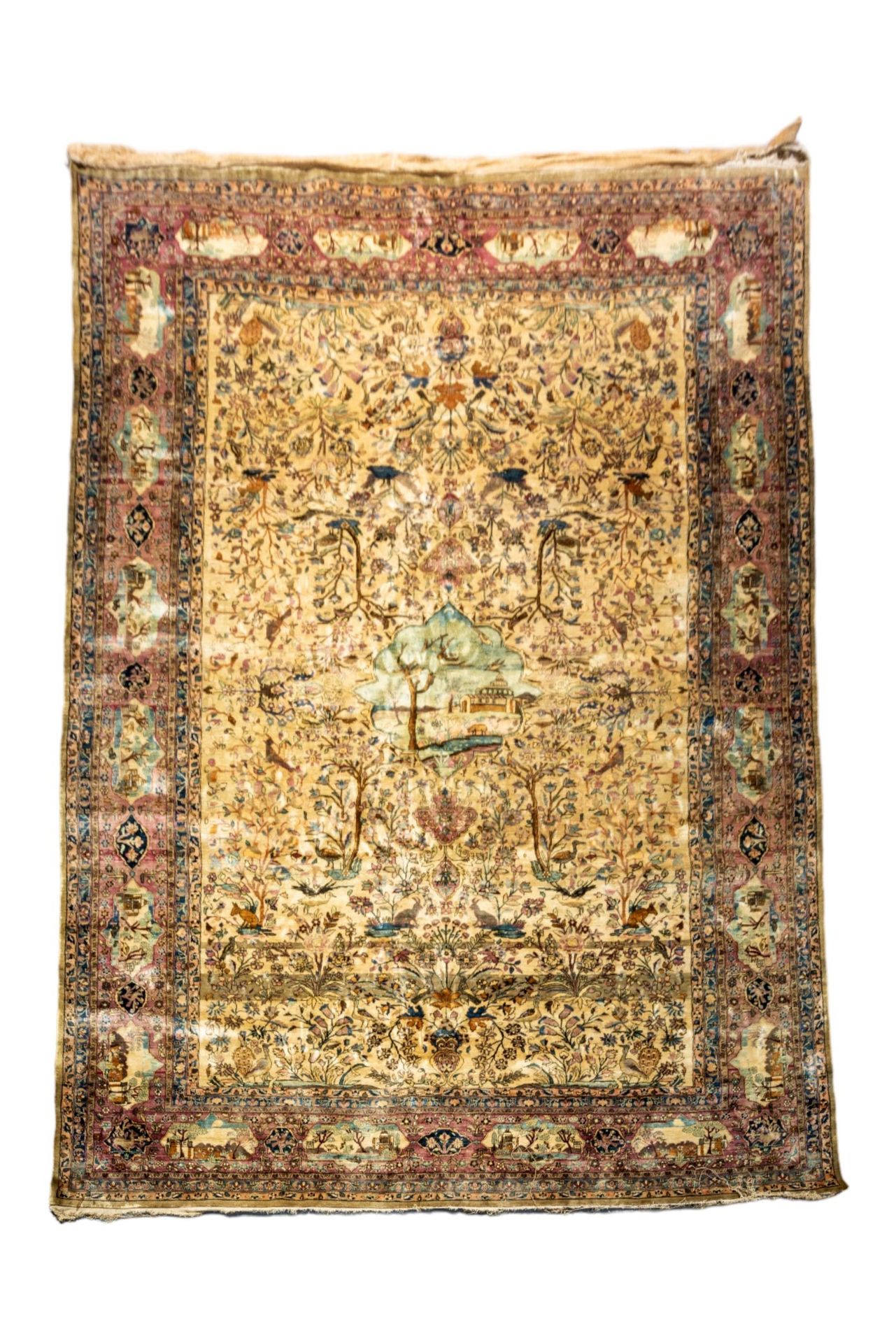 Null AN OUTSTANDING HAND KNOTTED SILK ISFAHAN RUG, LATE 19TH/EARLY 20TH CENTURY,&hellip;