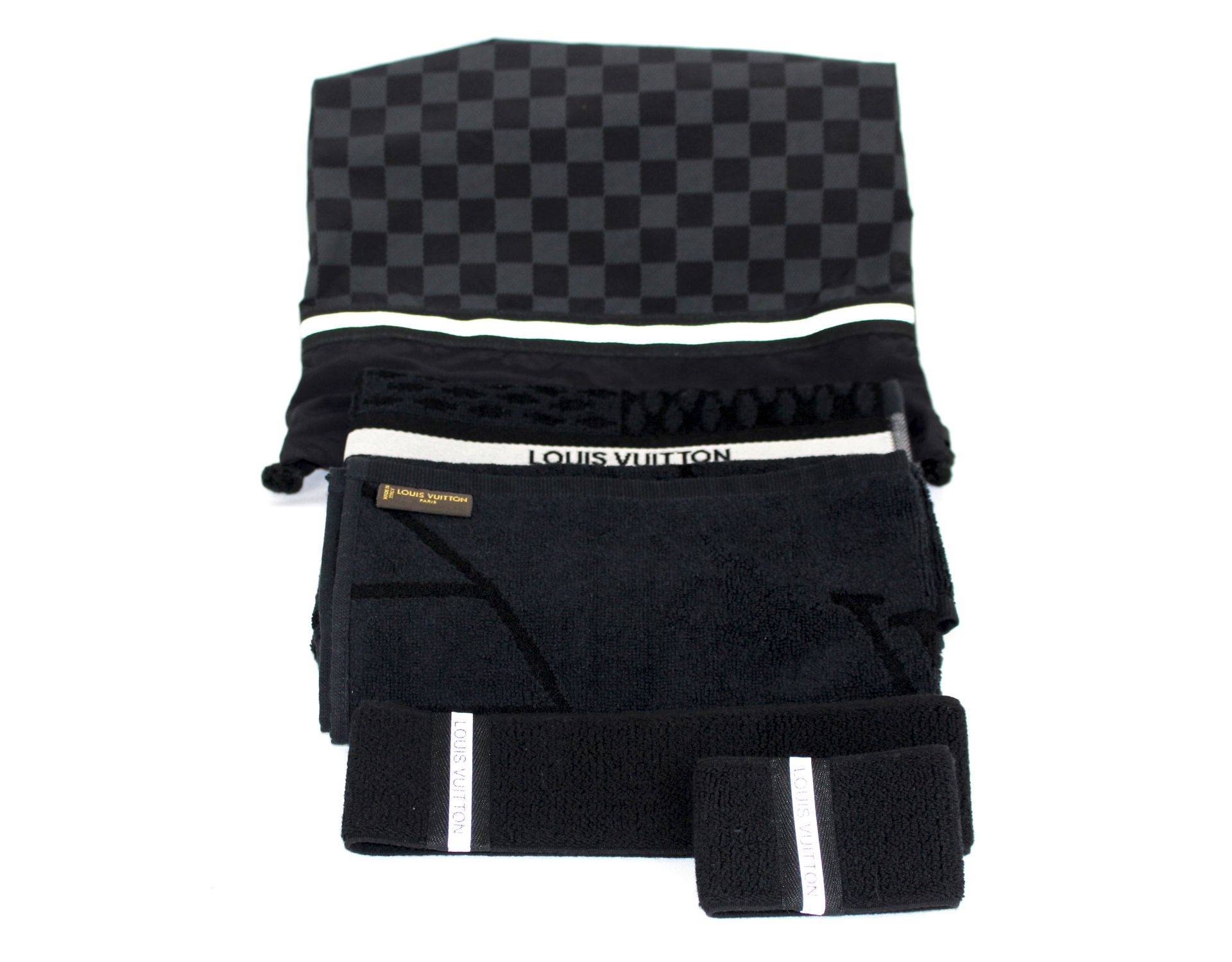 Luis Vuitton Set pour le sport Louis Vuitton, sac à dos en damier classique noir&hellip;