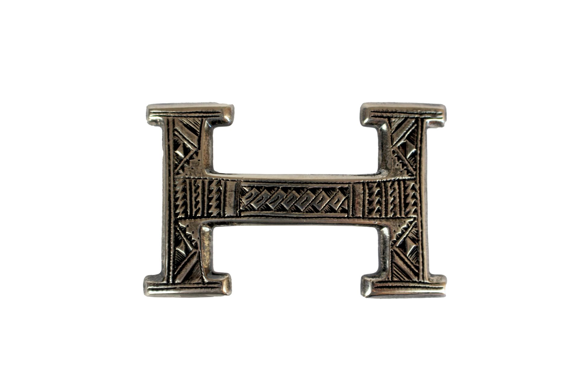 Hermès Boucle de ceinture Hermes en argent massif 925 ciselée de motifs ethnique&hellip;