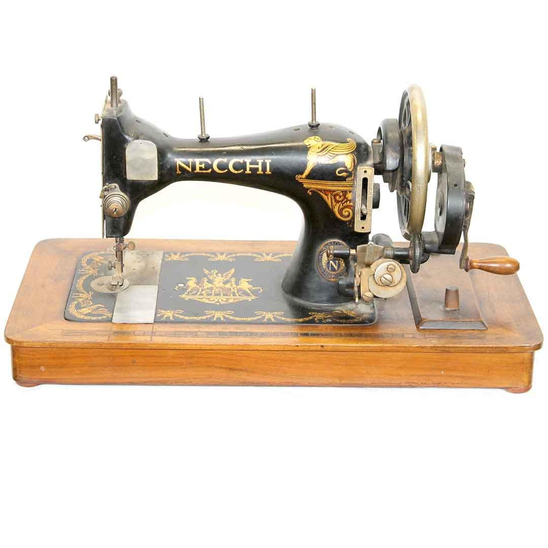 Null Máquina de coser de manivela


Marca Necchi