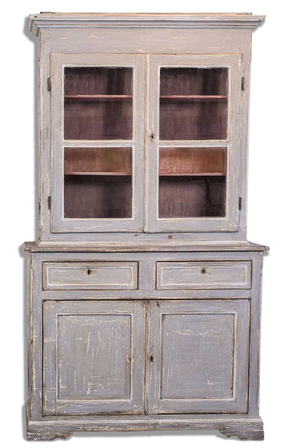 Null 双身餐具柜

19世纪末

灰色漆木，上半身带展示柜，下半身带两扇门和两个抽屉，模制底座

119x48.4x205厘米