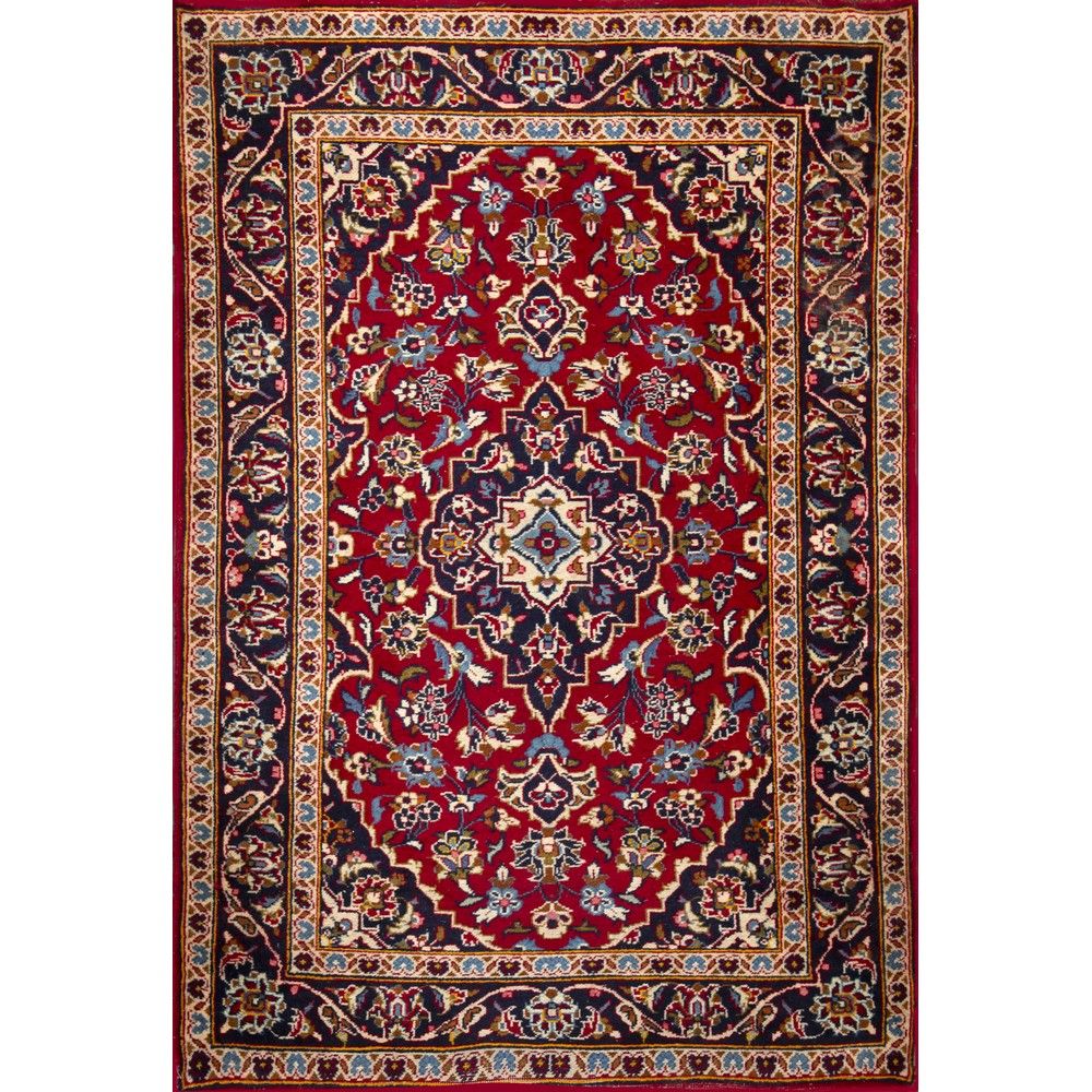 DUE TAPPETI KASHAN E TAPPETO QUM SHAREZA 两张卡尚地毯和库姆Shareza地毯

经线和纬线为棉，绒线为羊毛。波斯20世&hellip;