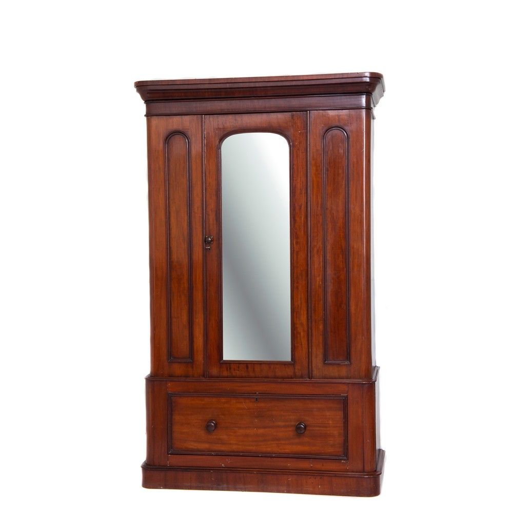 ARMADIO Vittoriano ad un' anta in legno di mogano Victorian cabinet with one doo&hellip;