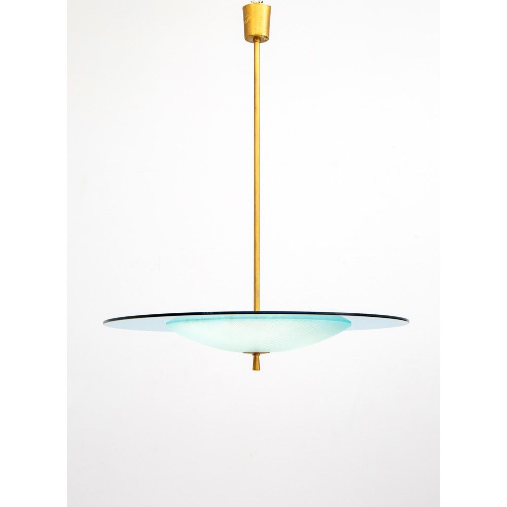 PRODUZIONE ITALIANA 1960 ca. Lampada a sospensione 意大利制造约1960年



三灯吊灯，由一个蓝色玻璃盘和&hellip;