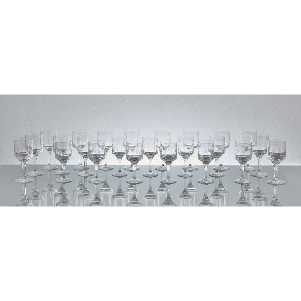 LOUIS CARTIER Servizio di bicchieri in cristallo LOUIS CARTIER 



Producción Fr&hellip;