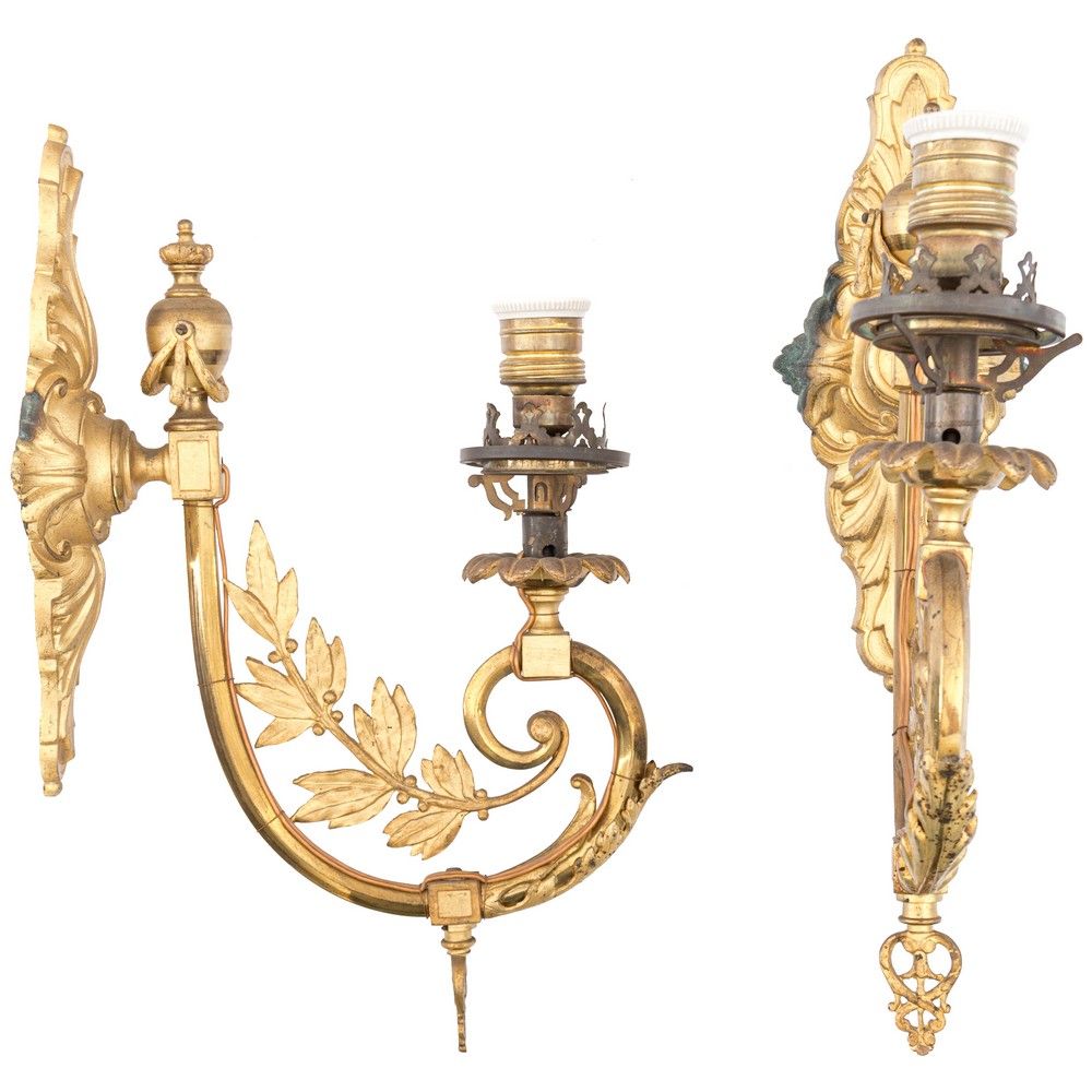 COPPIA APPLIQUE in bronzo COUPLE APPLIQUE in bronze with one flame of eclectic t&hellip;