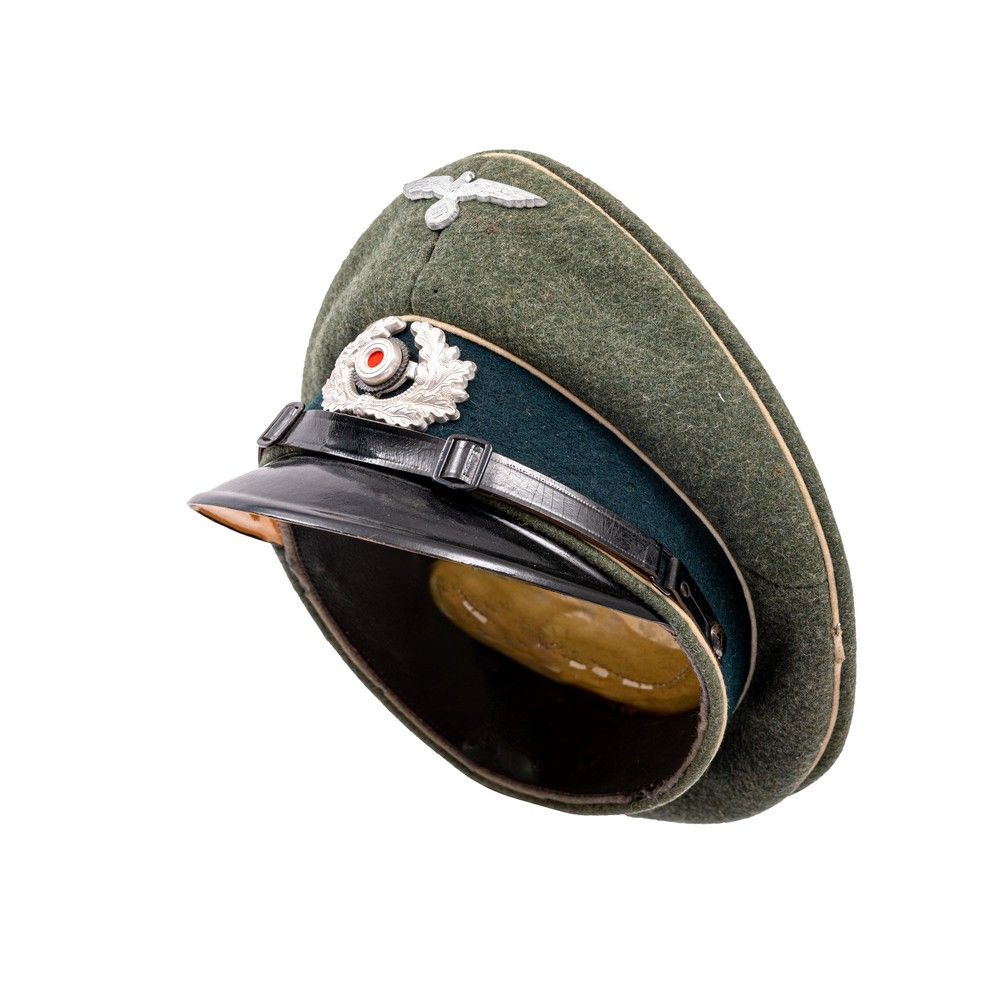 W.W.2 CAPPELLO W.W.2 HAT 

Sombrero de suboficial alemán. 

Alemania, Segunda Gu&hellip;