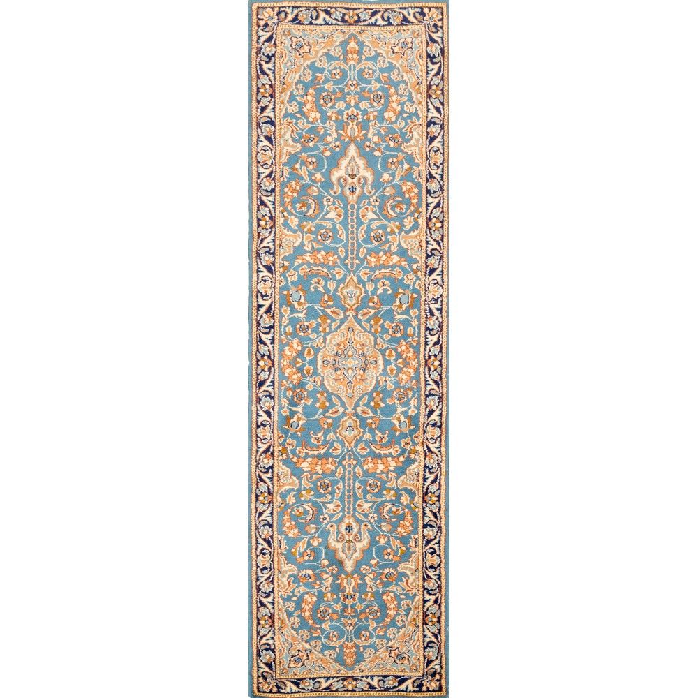 TAPPETO KERMAN FINE 精美的克尔曼地毯

棉质经线和纬线，羊毛起绒。

波斯20世纪下半叶。

284 x 75厘米。