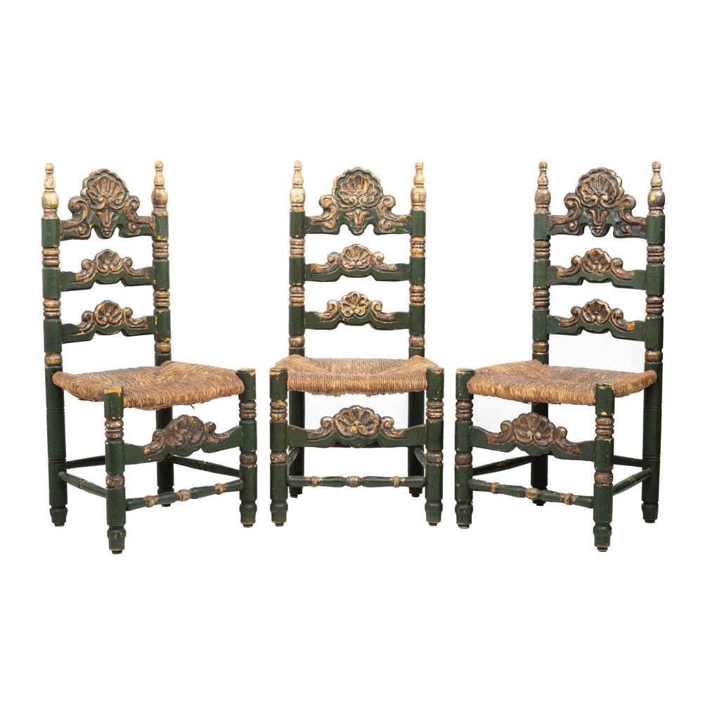 MANIFATTURA SICILIANA DEL XVIII SECOLO, Sei sedie 18 世纪西西里制造 
六把涂漆镀银木椅，带草席。 
高 1&hellip;