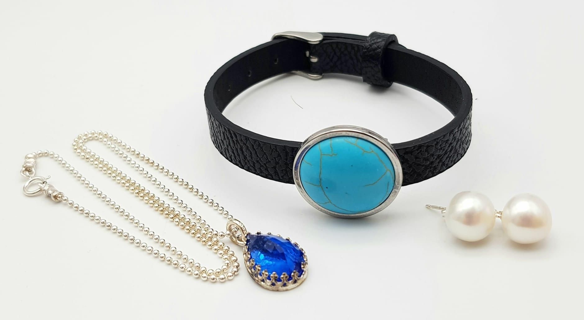 Null Lot de bijoux - Bracelet en cuir, collier en argent et pierres bleues et bo&hellip;