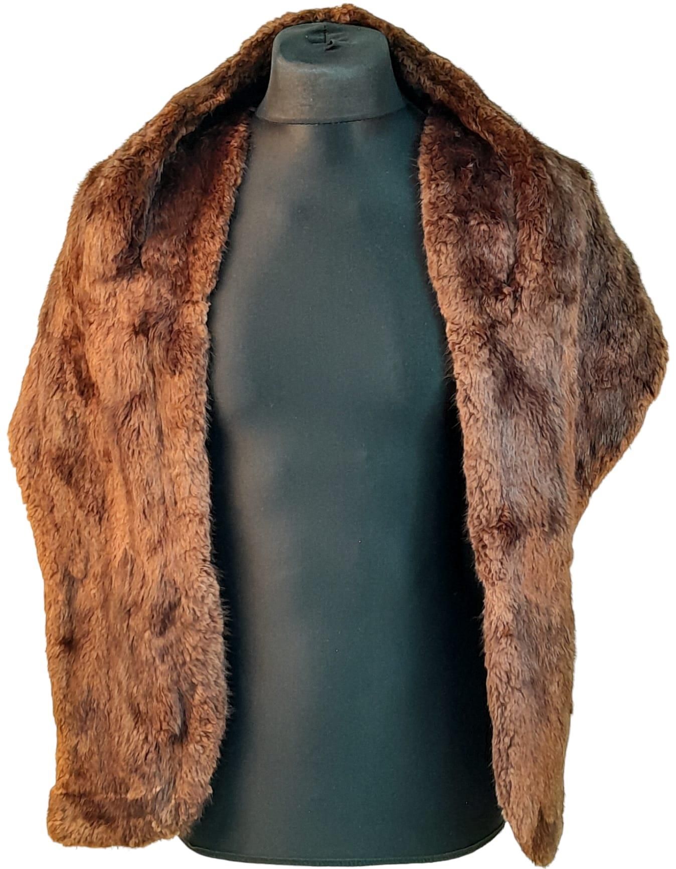 Null Étole vintage en fourrure de vison. Label Leroy furs. Longueur 160cm.