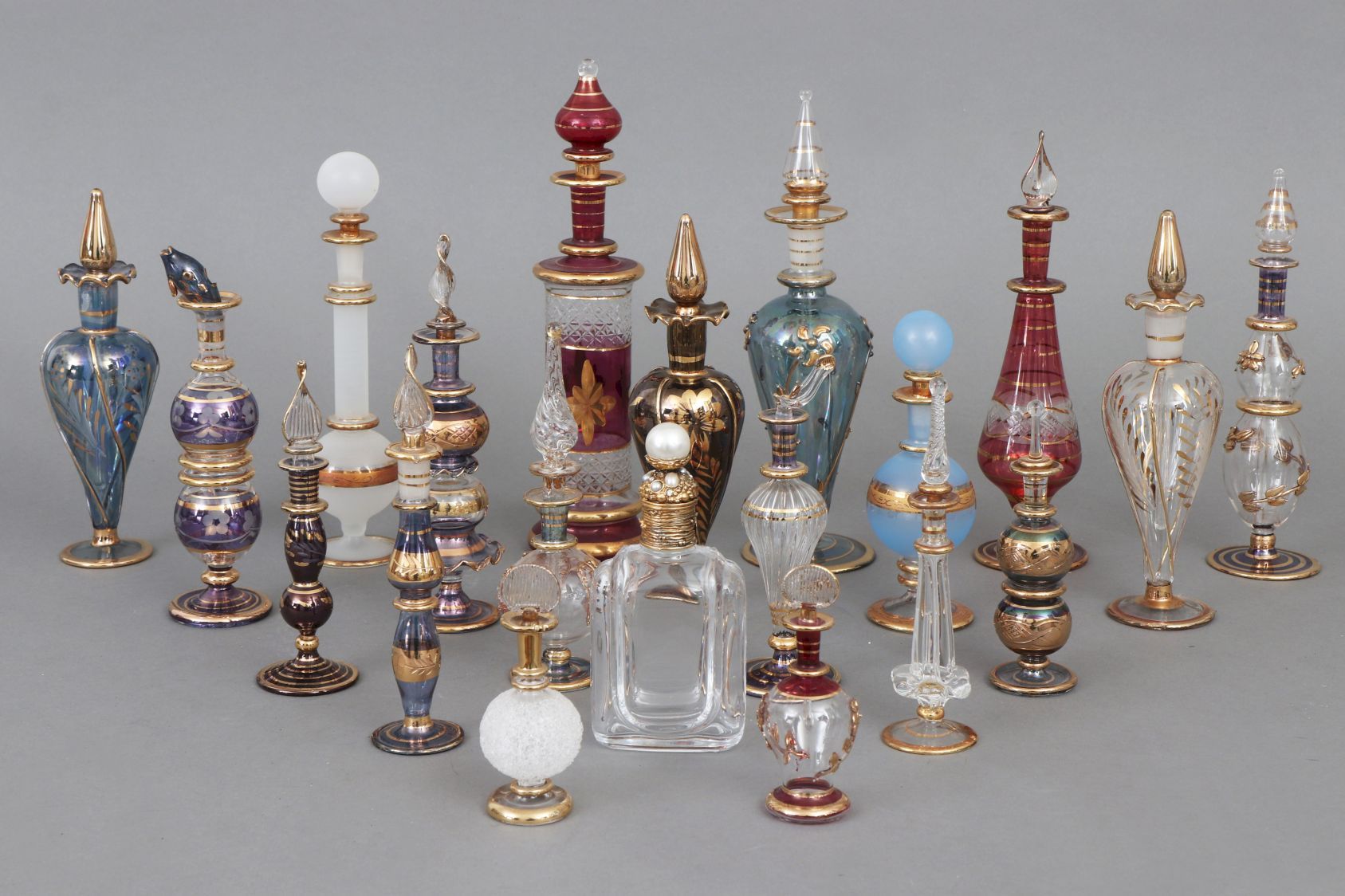 Null Large collection of glass flacons in Venetian style, various sizes, shapes &hellip;