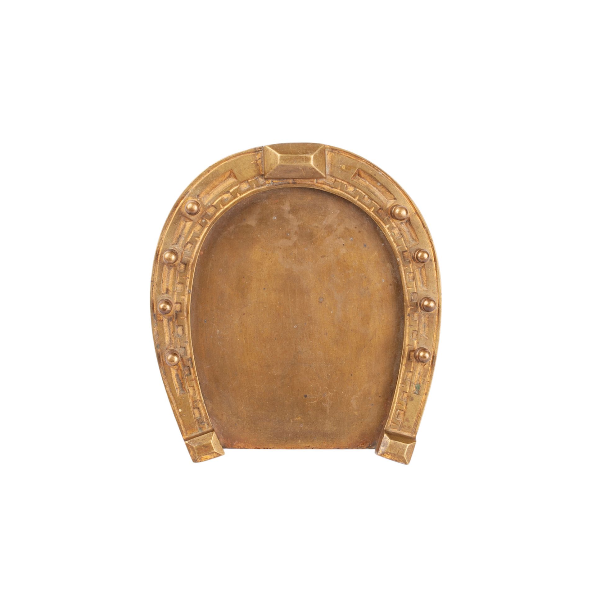 Null 马蹄形的桌面笔架。青铜器。俄罗斯，19世纪。尺寸：2.9 x 14 x 13.5厘米。