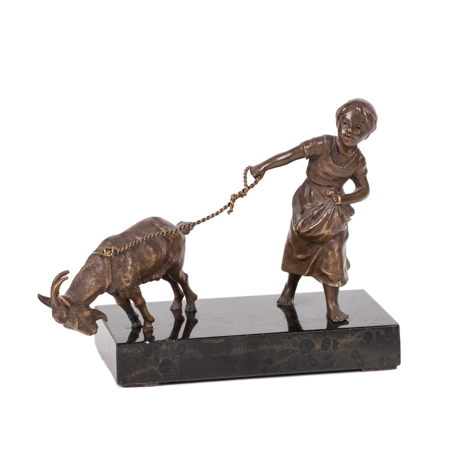 Null 青铜构图 "牧羊女与山羊"。雕塑家波鲁尼科夫（？俄罗斯，19世纪末。尺寸：12 x 16.5 x 6.5厘米。