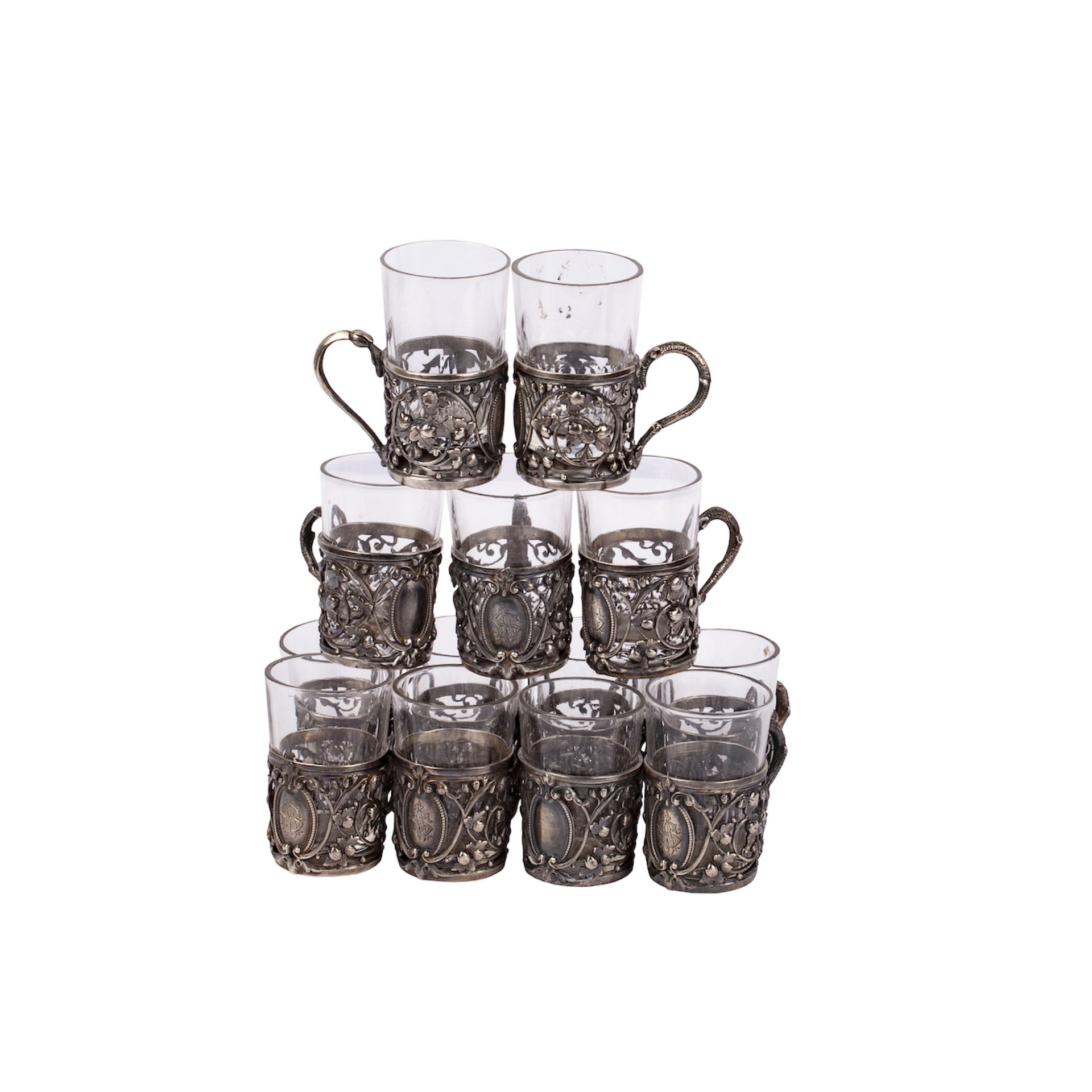Null A Russian art nouveau style silver-gilt beakers set (13 pc). Makers mark of&hellip;
