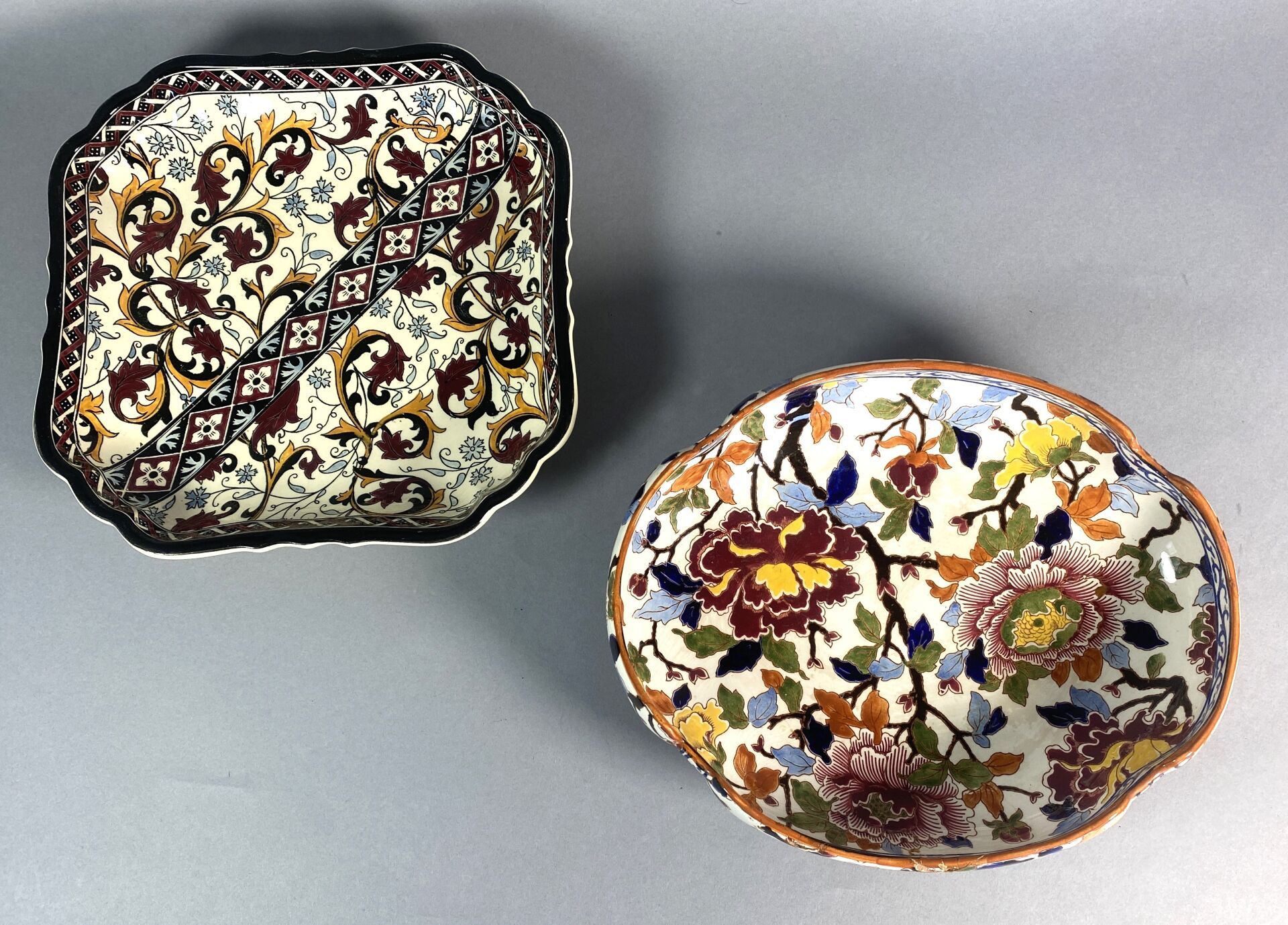Null GIEN - Two polychrome earthenware dishes.

8 x 30 x 24 cm
5 x 27 x 27 cm

(&hellip;
