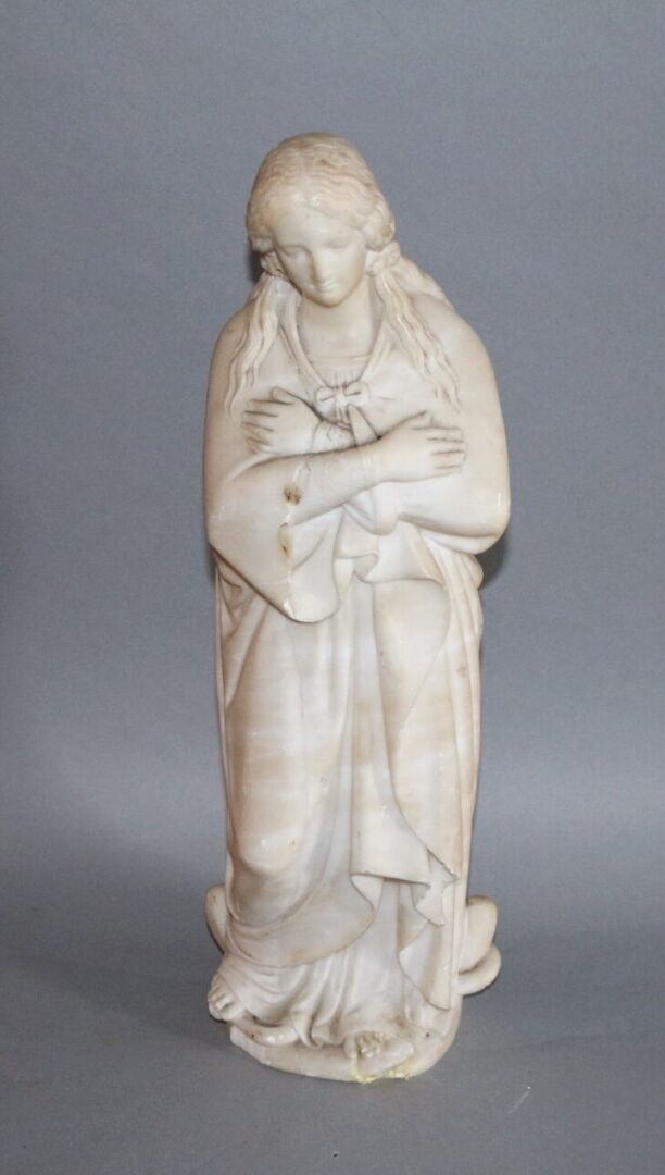 Null Statue en albâtre figurant Marie-Madeleine en prière. 

XIXème

Hauteur : 5&hellip;