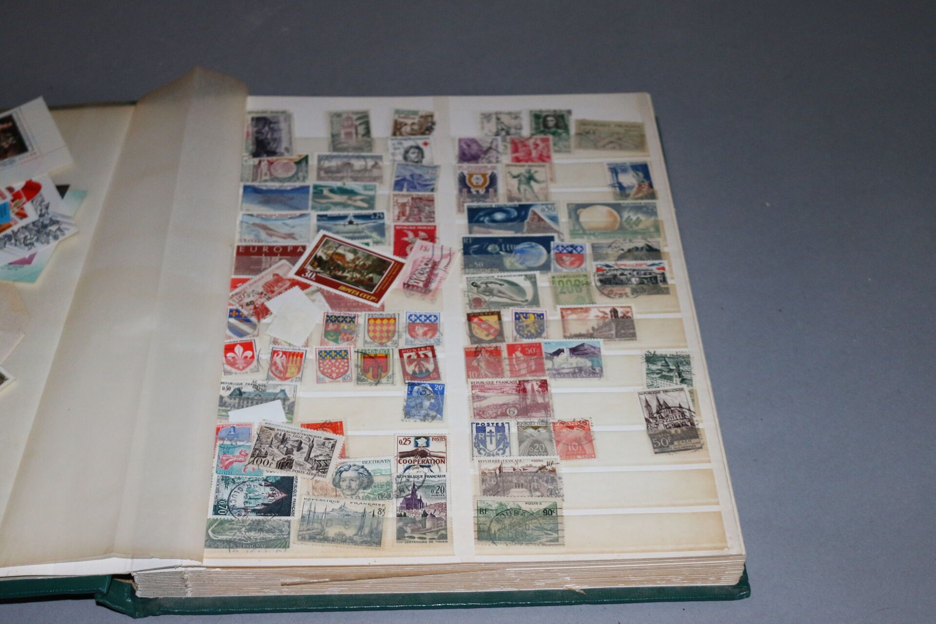Null Miscellaneous stamp album 
ATTENTION: You must make an appointment to colle&hellip;