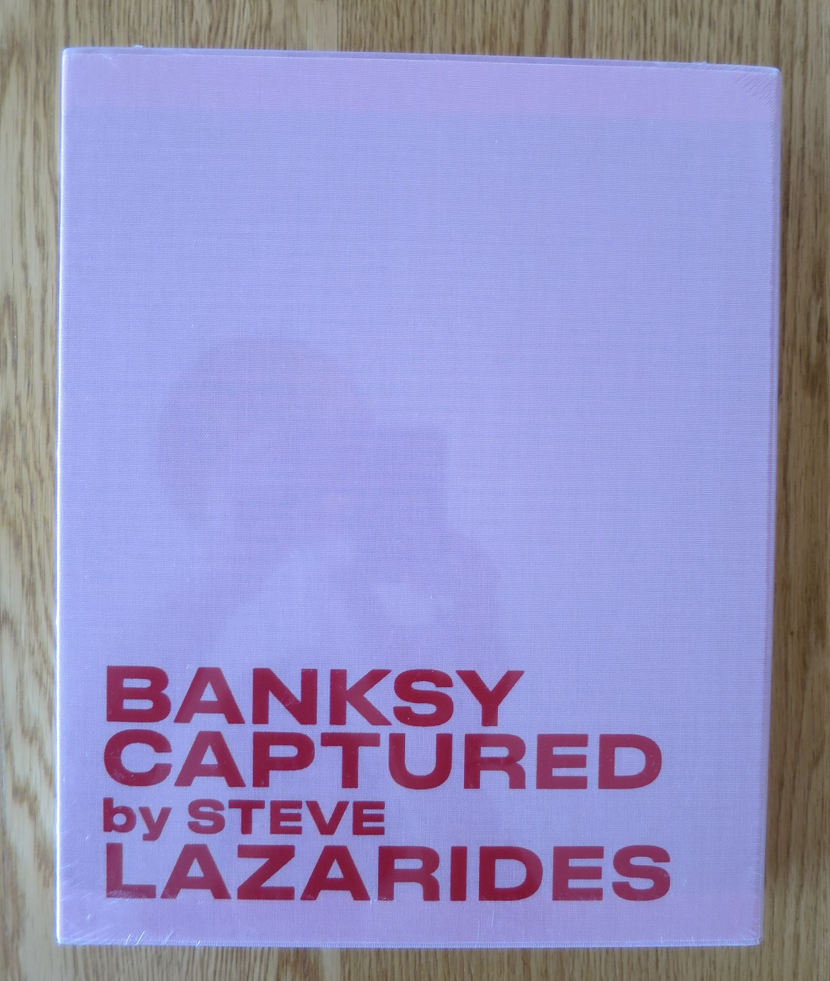 Steve LAZARIDES Steve Lazarides

Banksy capturé par Steve Lazarides Volume 2 - 2&hellip;