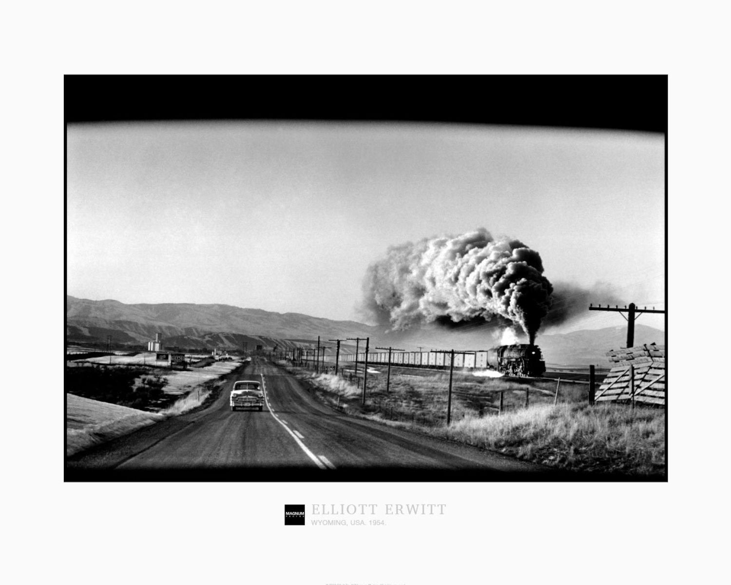 ELLIOTT ERWITT Elliott Erwitt

Wyoming, USA. 1954

Affiche imprimée en haute qua&hellip;