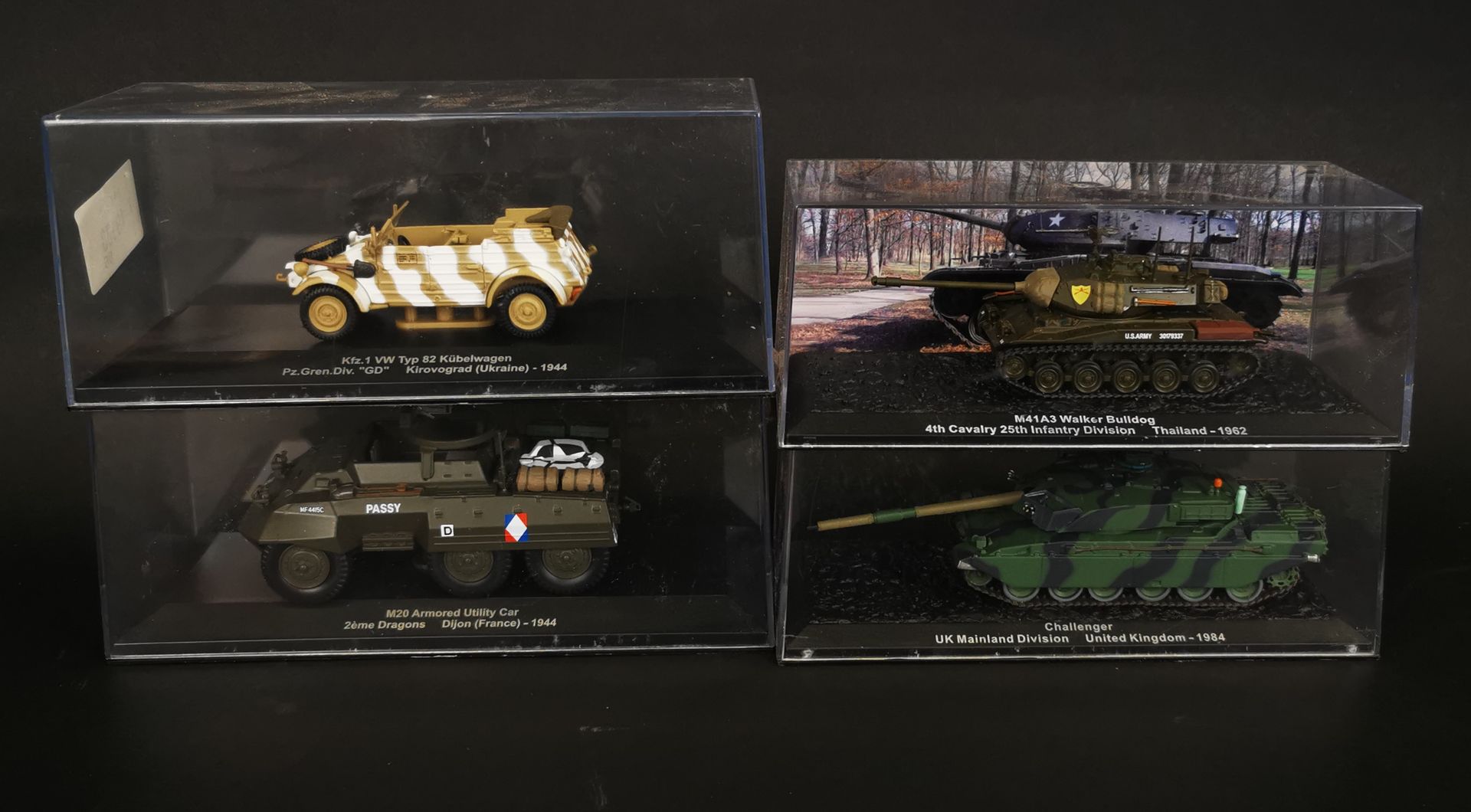 Null Set of 4 military vehicles including tank CHALENGER