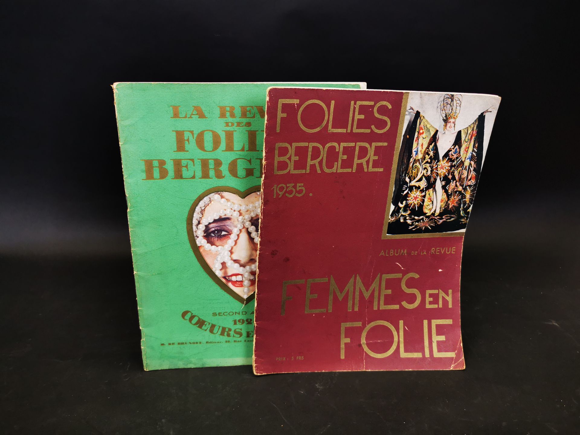 Null [MUSIC-HALL]. Deux albums illustrés des Folies Bergères : La revue des Foli&hellip;