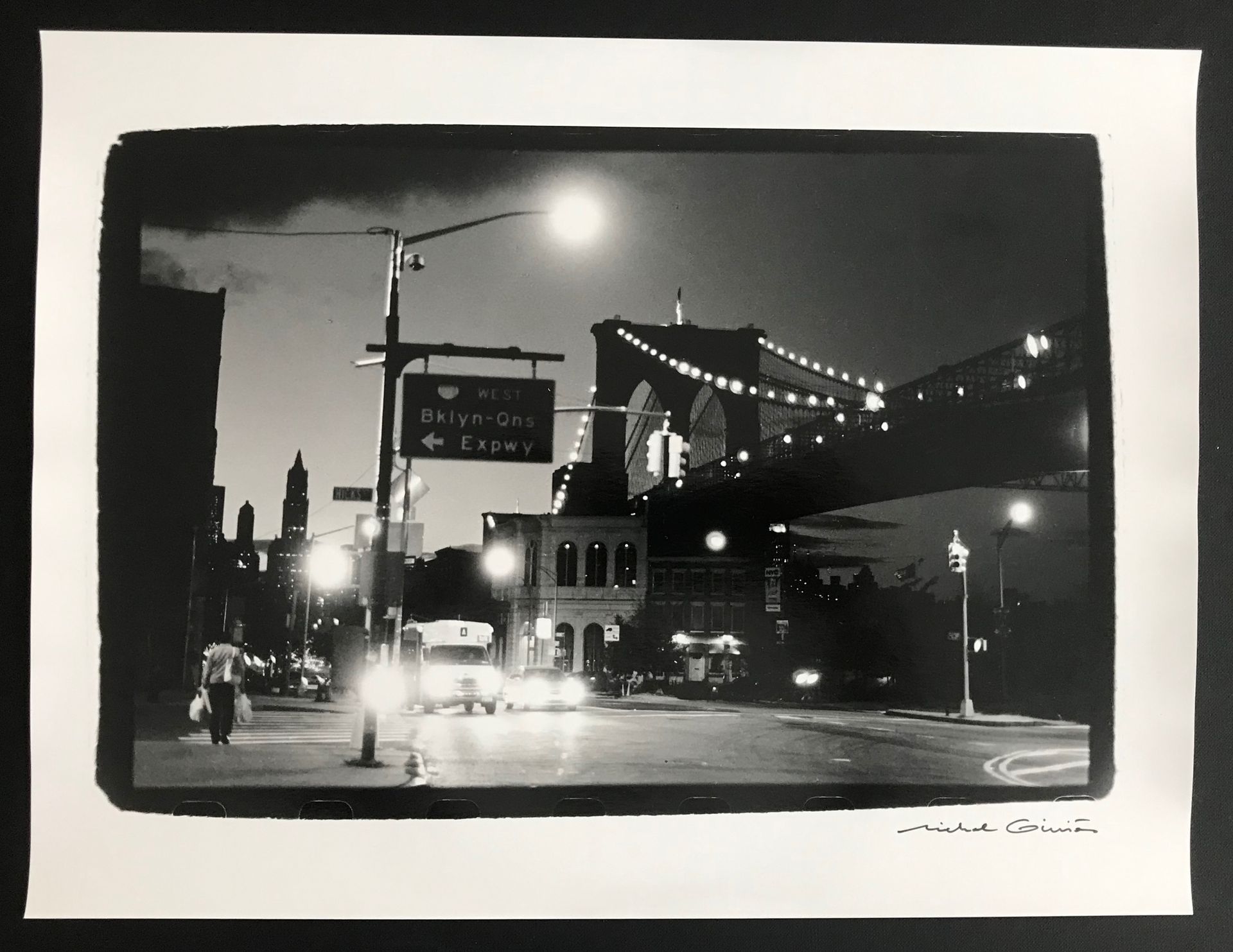 MICHEL GINIES Michel GINIÈS

 Brookling Bridge in der Abenddämmerung, New York C&hellip;