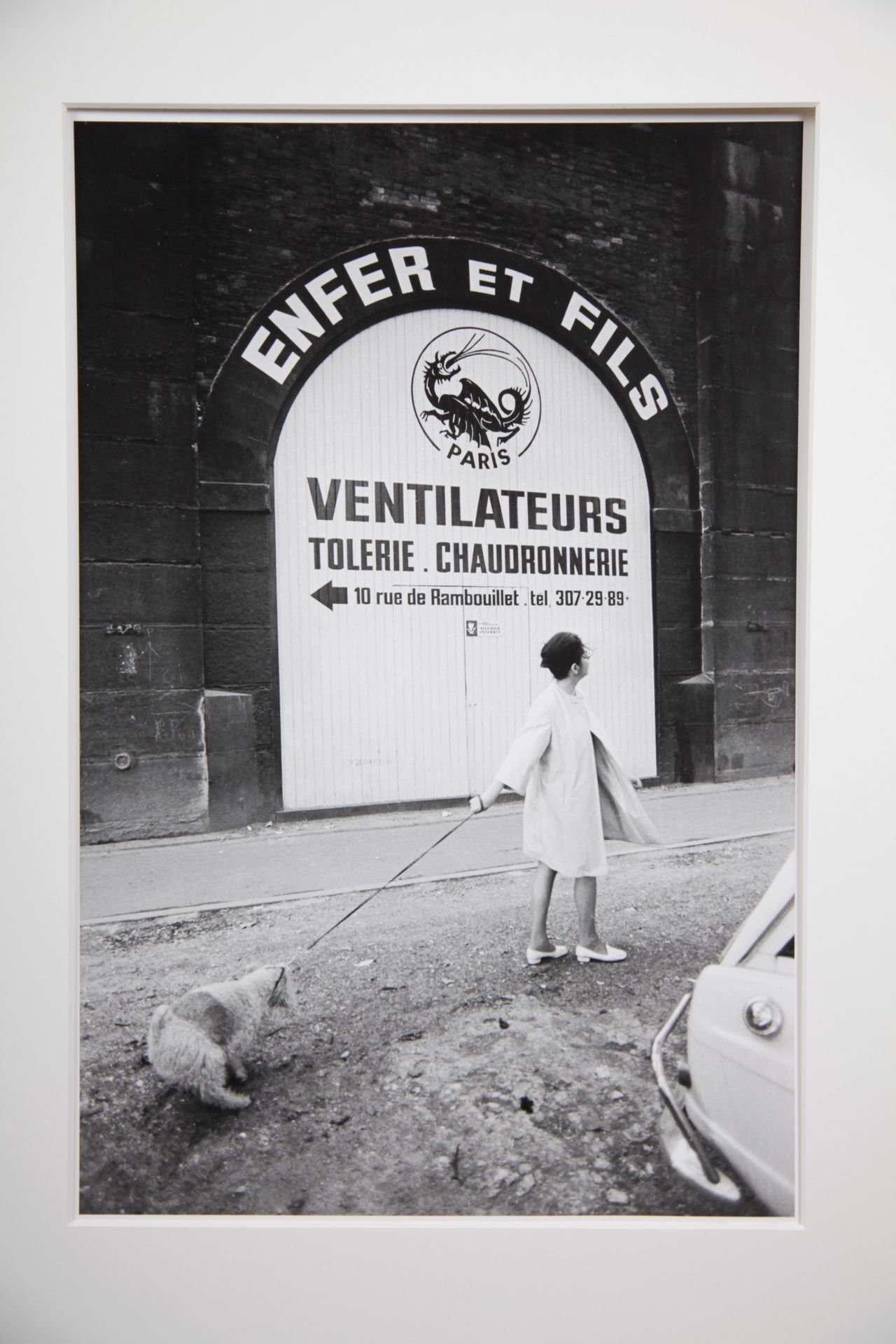 MICHEL GINIES Michel Ginies

 Paris 1971, avenue Daumesnil

 

 Tirage argentiqu&hellip;