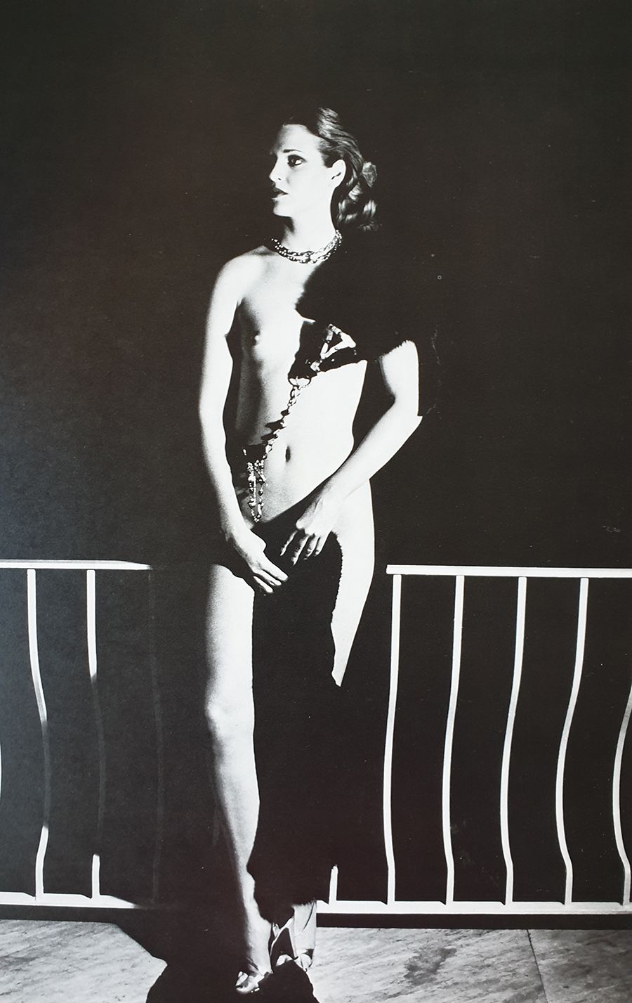 Helmut Newton Helmut Newton (after) - Big Nude I

Photographic print on paper

G&hellip;