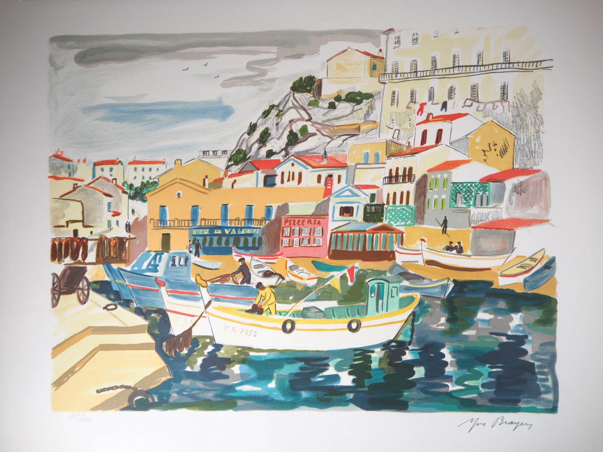 Yves BRAYER 伊夫-布莱耶 (1907-1990)

Vallon des Auffes的渔船，1974年

石版画

右下方有铅笔签名

有编号/2&hellip;