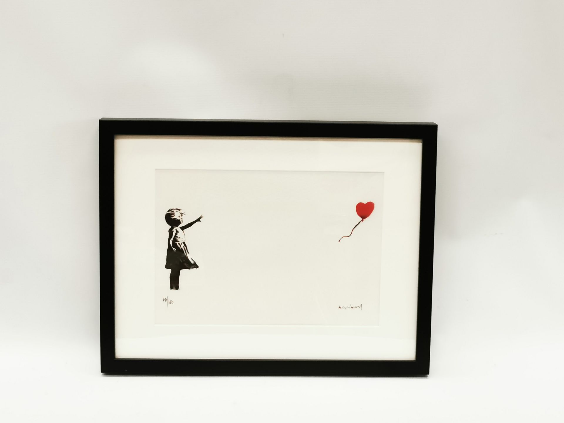 Null BANKSY (nato nel 1974), dopo. Ragazza con palloncino (edizione a sinistra).&hellip;