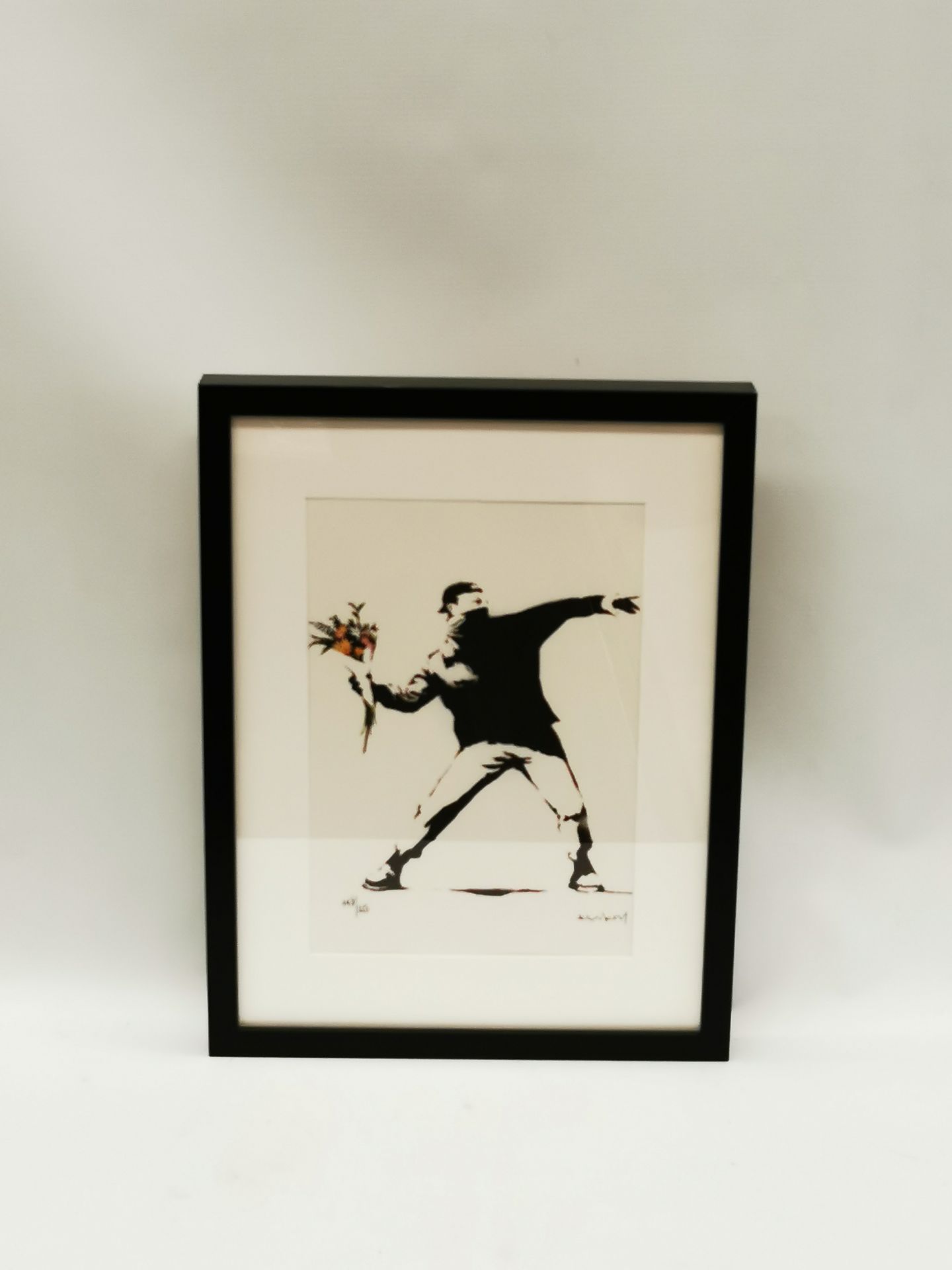 Null BANKSY (born 1974), after. Love in the air. Color print on paper. Signed (i&hellip;