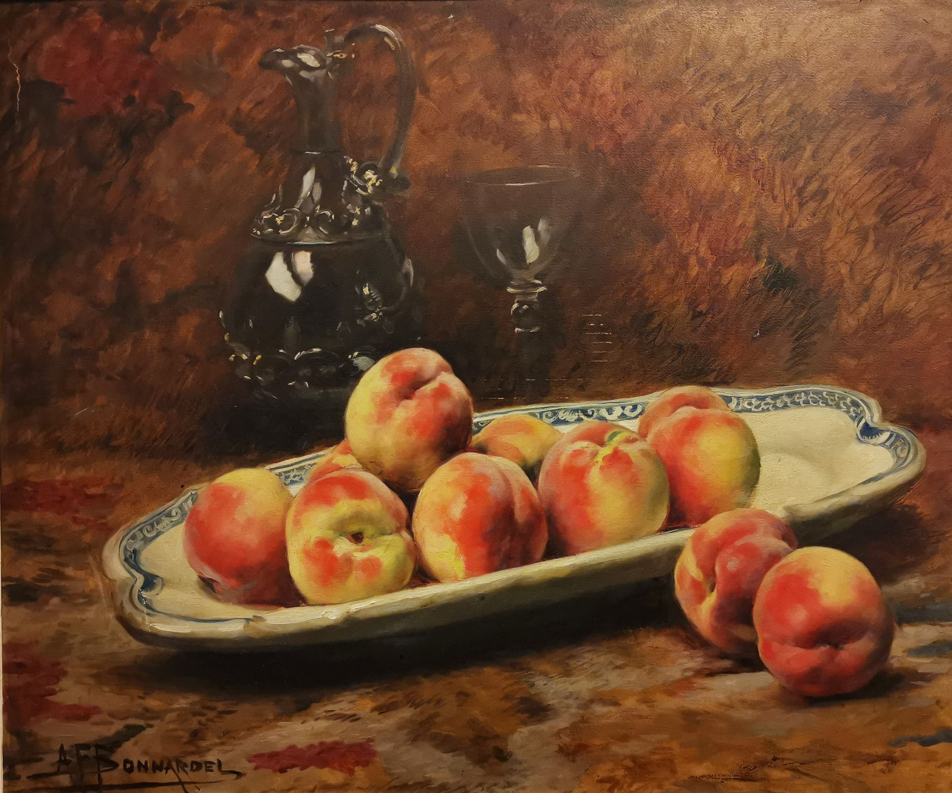 Null 亚历山大-弗朗索瓦-邦纳戴尔（1867-1942）。静物，陶器皿，桃子和水晶杯。板面油画，左下角有签名，53 x 65 cm。右上部分有裂缝。