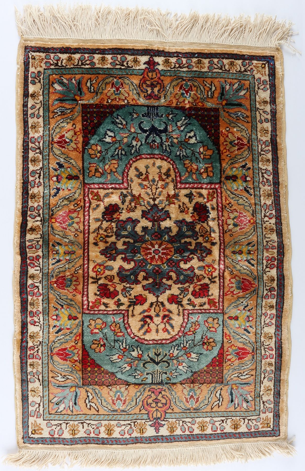 Hereke Seidenteppich, turkish silk carpet, Soie sur soie, petit tapis noué à la &hellip;