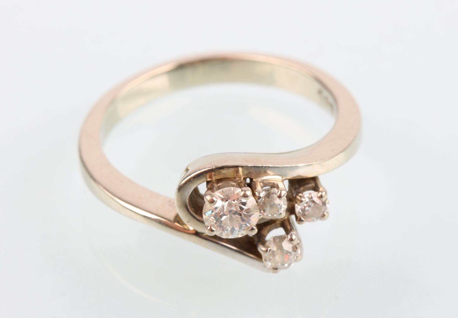 585 Gold Brillantring 0,33ct,14K diamond gold ring, WG 585/000白金，4颗钻石共约0.33克拉，非常&hellip;