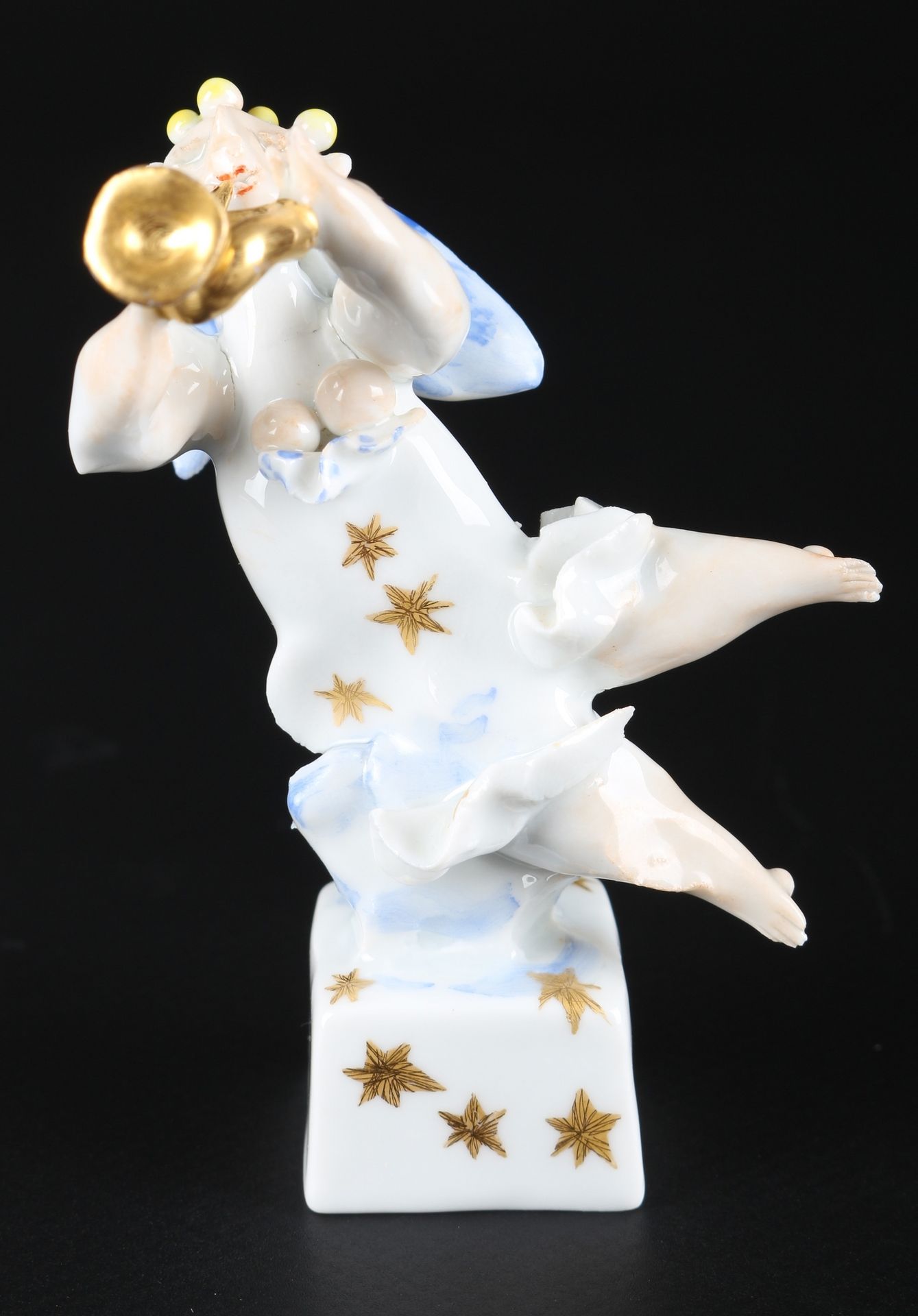 Meissen Engel mit Trompete Peter Strang, porcelain angel figure, Porcelaine, mar&hellip;