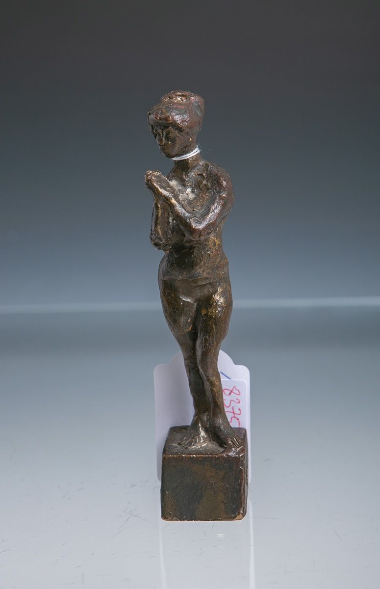 Null Schröder, Hans (1930 - 2010), Nu féminin debout, bronze, monogrammé "HS" su&hellip;