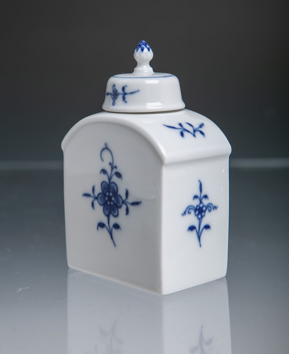 Null Petite boîte à thé (Meissen, 1er choix), motif oignon, forme rectangulaire,&hellip;
