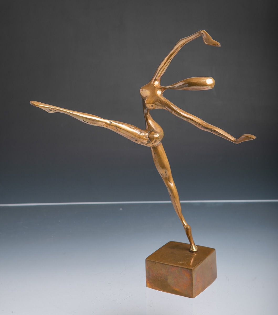 Null Lohe, Yves (né en 1947), danseuse de ballet stylisée, bronze, signé sur un &hellip;