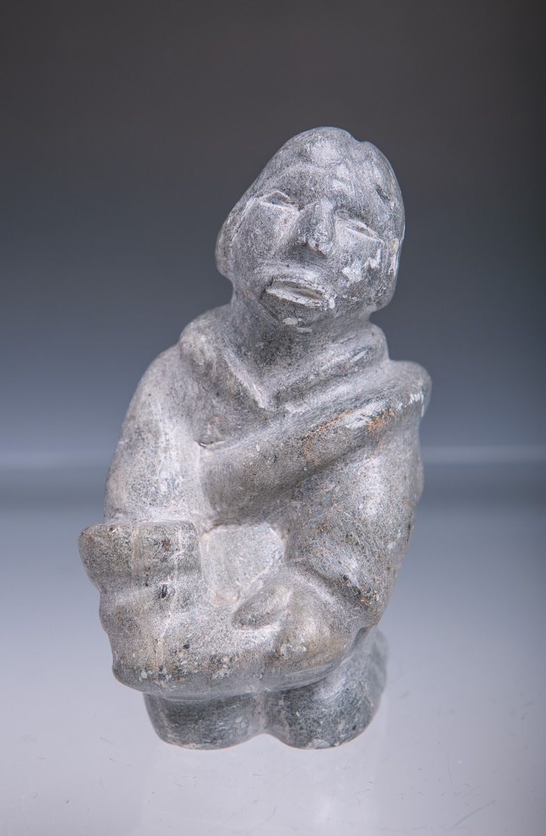 Null Sculpture inuit (probablement Canada, probablement 1971), femme inuit ageno&hellip;