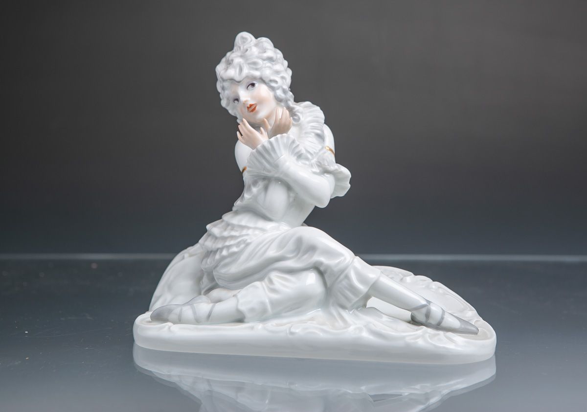 Null Bailarina (Rosenthal), porcelana blanca, parcialmente pintada en color, dis&hellip;