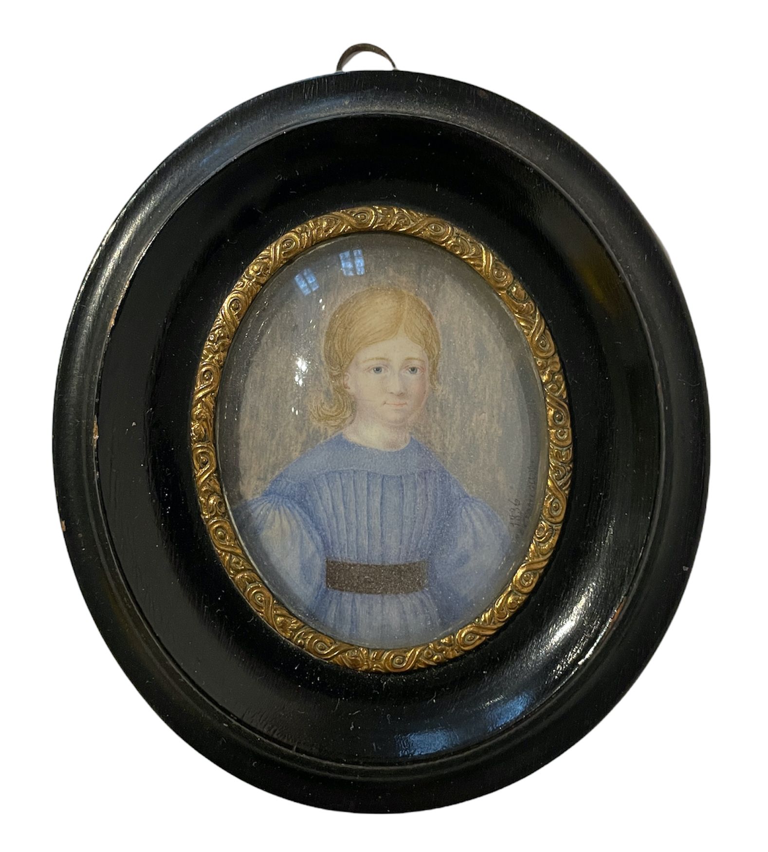 Null A.MOIROUX ?(活跃于19世纪)

一个年轻女孩的画像

迷你型

5,5 x 4,5 cm

右侧有模糊的签名，日期为 "1836年

背面&hellip;