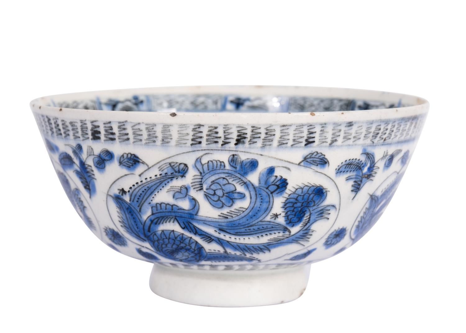 Null A EARLY BLUE & WHITE KUTAHYA PHOENIX BOWL, 17TH CENTURY
 
 Possibly for Chi&hellip;