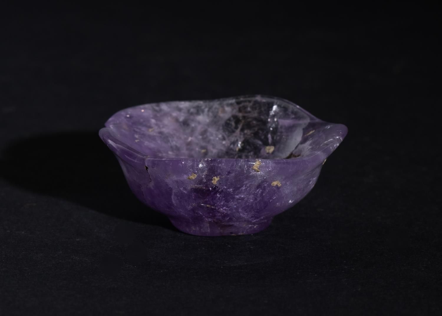 A GREEK AMETHYST COSMETIC DISH, 1ST CENTURY A.D. OR LATER DISQUE COSMETIQUE AMET&hellip;