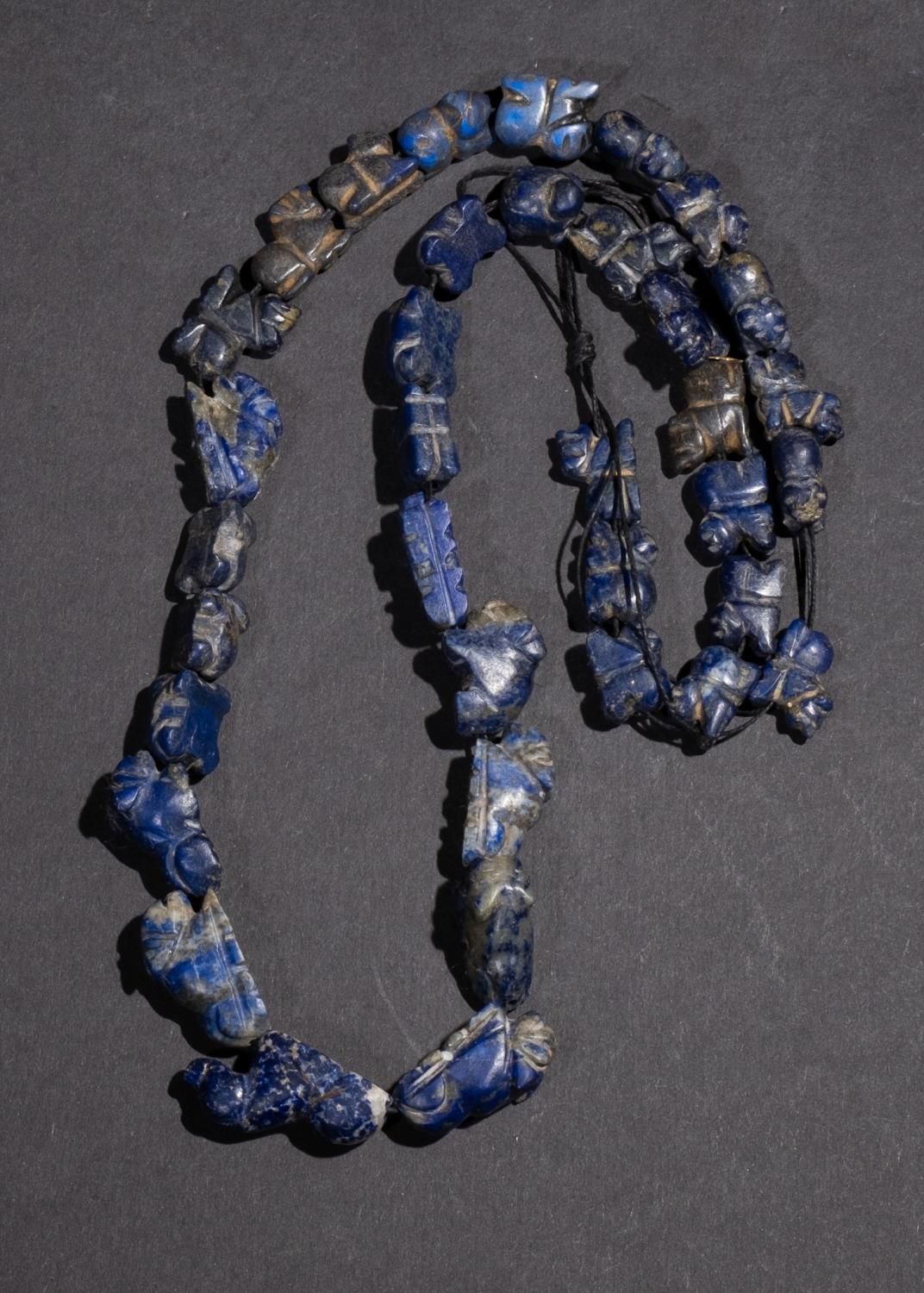 CARVED LAPIS LAZULI FIGURAL ANIMAL NECKLACE, PROBABLY EGYPTIAN COLLIER ANIMAL FI&hellip;