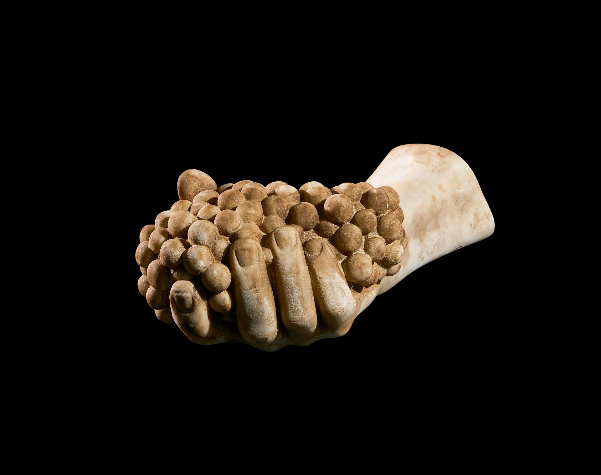 A ROMAN MARBLE ARM HOLDING GRAPES CIRCA 1ST-2ND CENTURY A.D. EIN RÖMISCHER MARMO&hellip;